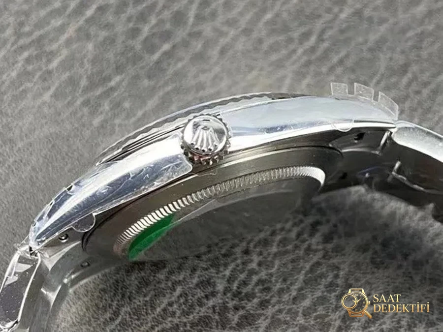 VS Factory Rolex 41 Datejust 126334-0001 Replika Kol Saati - VS Saat - Arka Kapak ve Mekanizma Detayı