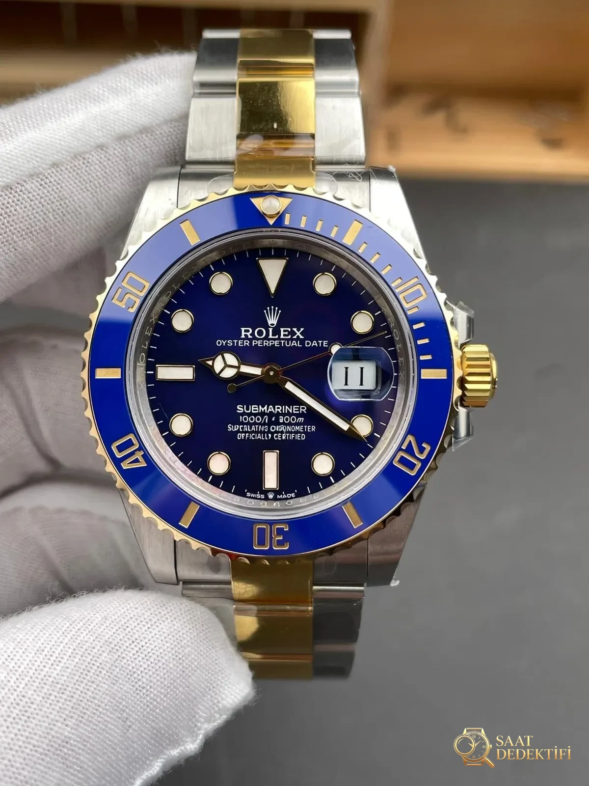 VS Factory Rolex balanslı ağırlıklı iki renkli altın mavi su hayaleti 41 mm, 186G ağırlığında; detay işçiliği nasıl? - Kasa Profili ve Kurma Kolu İncelemesi