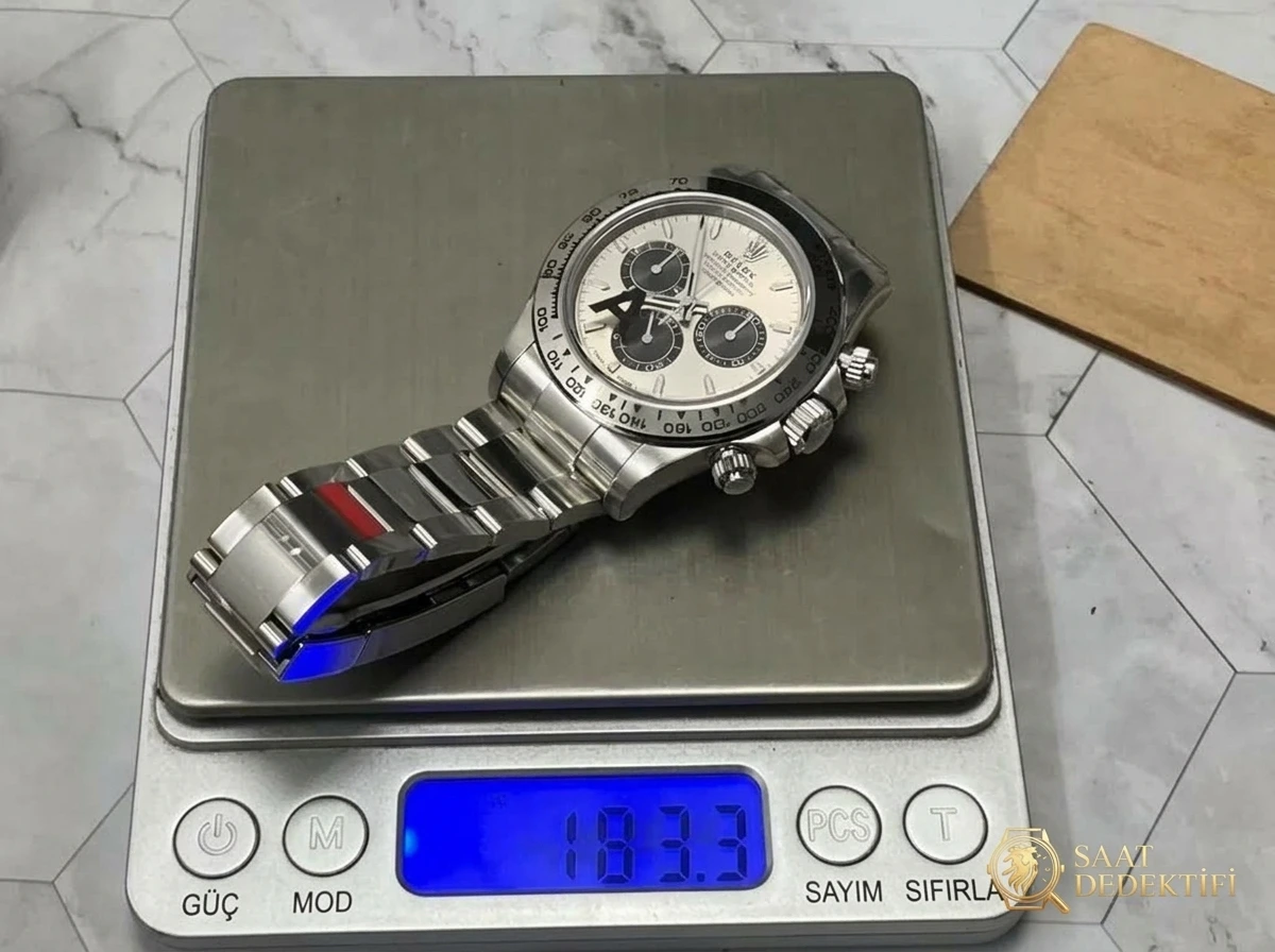 VS Factory Rolex beyaz altın Daytona v3 sürümü, Dandong 4131 mekanizması ve 184 g ağırlığıyla Clean ürününü geçebilir mi? - Yan Profil ve Kordon Bağlantısı