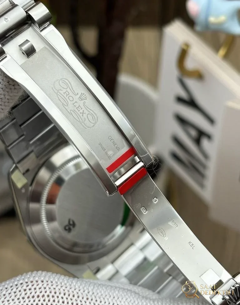 VS Factory Rolex Day-Date 40 President Bracelet Links and Solid Case Back