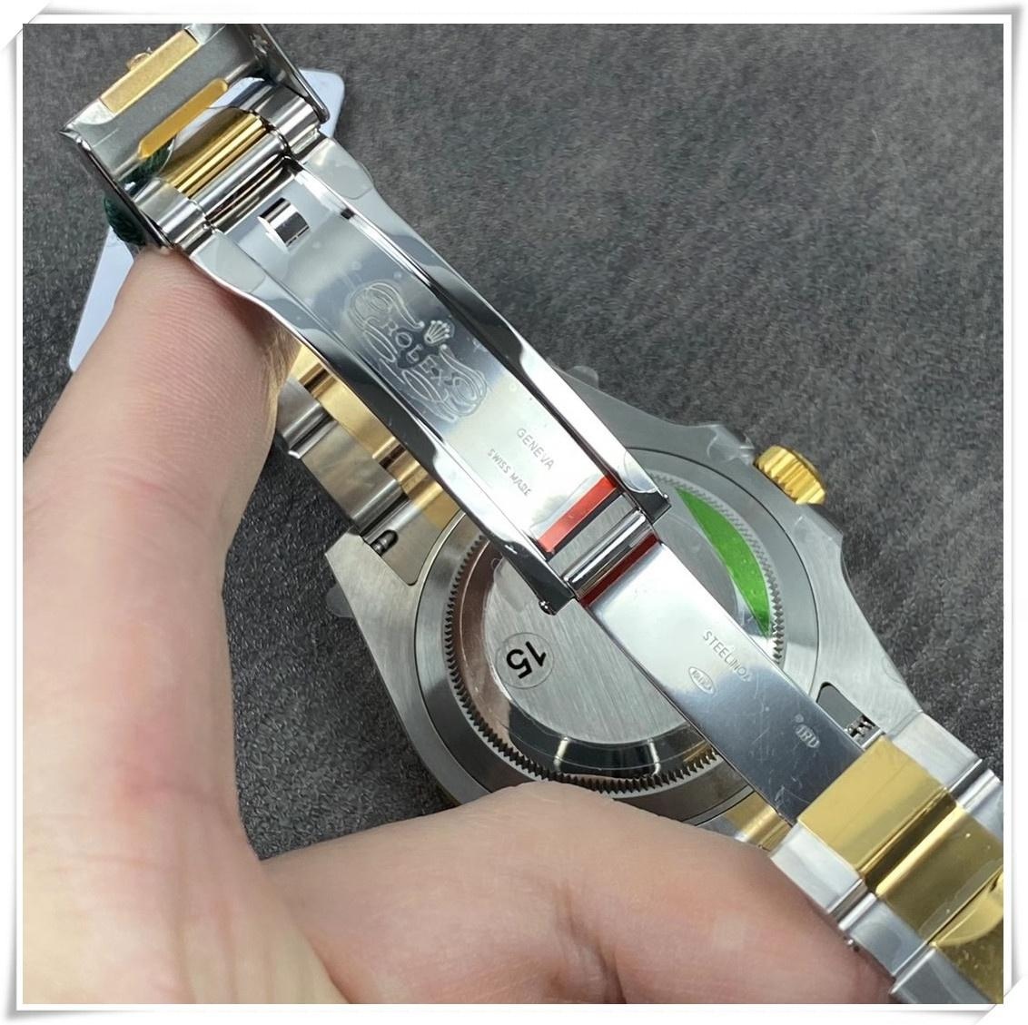VS Factory Rolex çelik-altın (Two-Tone) Siyah Su Hayaleti 116613 altın kaplama sürüm ile elektrolizle kaplama arasındaki fark nedir? Rengi solar mı? — 9. fotoğraf
