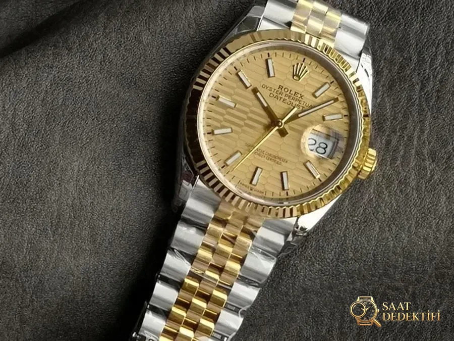 VS Factory Rolex Datejust 36 126233-0039 Replika Saat - VS Watch - Arka Kapak ve Mekanizma Detayı