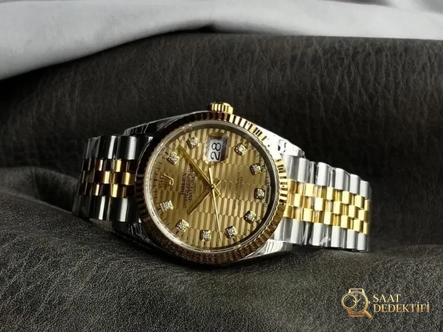 VS Factory Rolex Datejust 36 126233-0045 Replika Saat - VS Saat - Arka Kapak ve Mekanizma Detayı