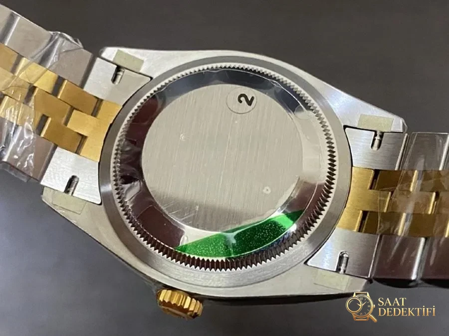 VS Factory Rolex Datejust 36 126283-0031 Replika Saat - VS Saat - Arka Kapak ve Mekanizma Detayı