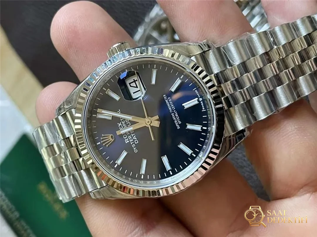 VS Factory Rolex Datejust 36 fildişi beyaz Roma rakamlı işçiliği nasıl? Bir bakışta sahte belli olur mu? - Makro Kadran ve İndeks İşçiliği