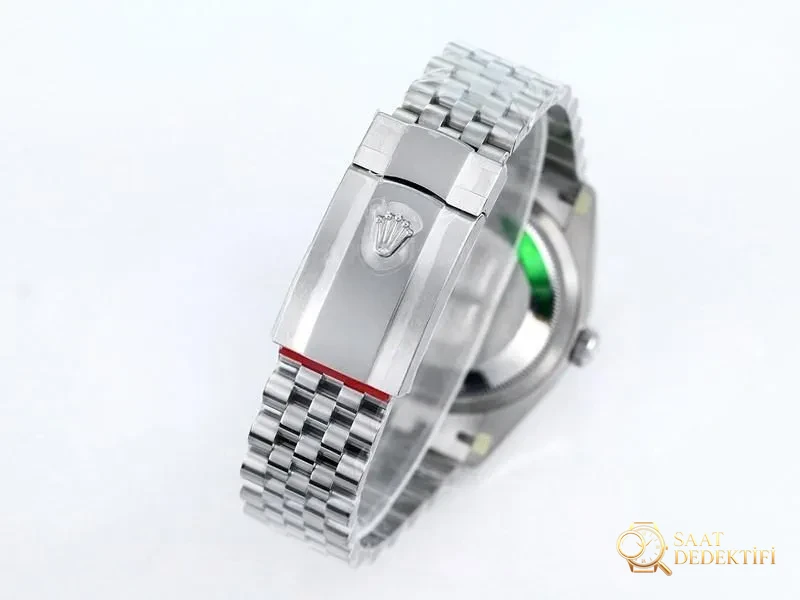 VS Factory Rolex Datejust 36 Blue Check Pattern Replica Wristwatch - VS Watch - Phosphor and Super-LumiNova Night View