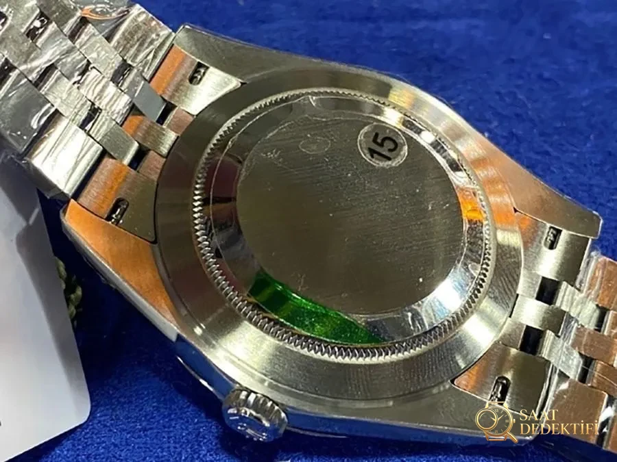 VS Factory Rolex Datejust 41 126300-0002 Replika Kol Saati - VS Saat - Arka Kapak ve Mekanizma Detayı