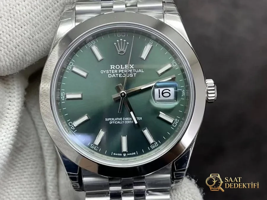 VS Factory Rolex Datejust 41 126300-0020 Replika Saat - VS Saat - Arka Kapak ve Mekanizma Detayı