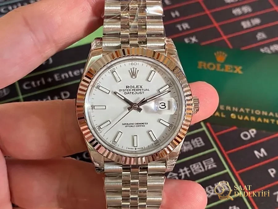 Rolex Datejust 126334-0010 VS Factory İncelemesi - Ön Görünüm ve Kasa Tasarımı