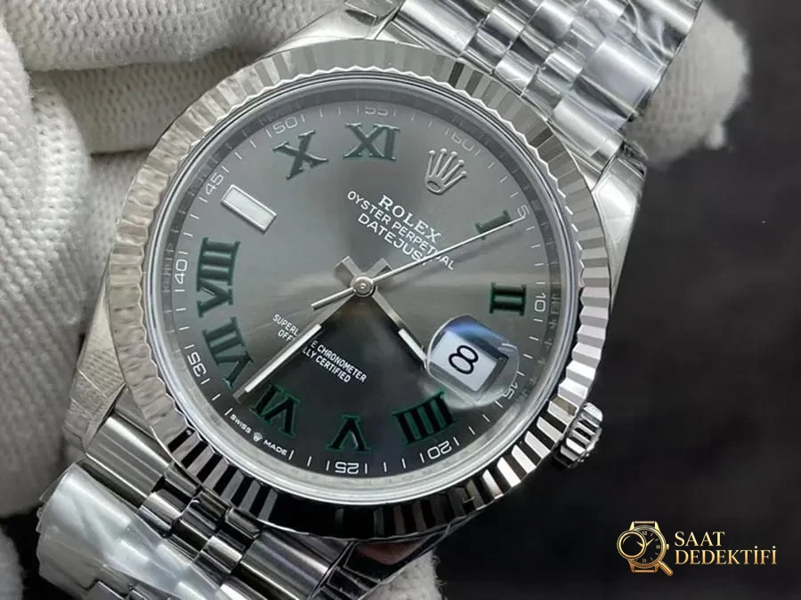 VS Factory Rolex Datejust 41 126334-0022 replika saat - VS Saat - Arka Kapak ve Mekanizma Detayı