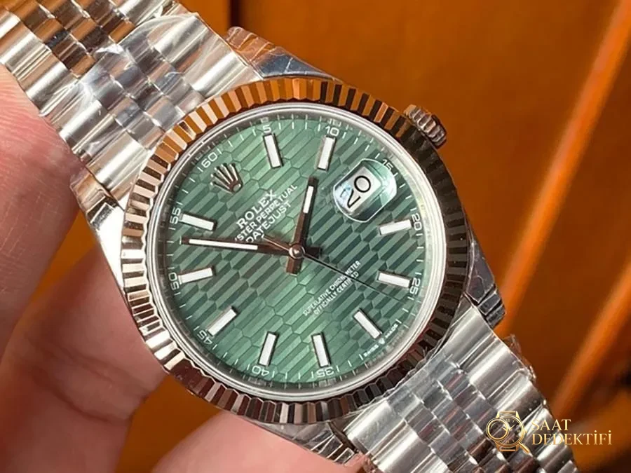 VS Factory Rolex Datejust 41 126334-0030 Replica Watch - VS Watch - Case Profile and Crown Review