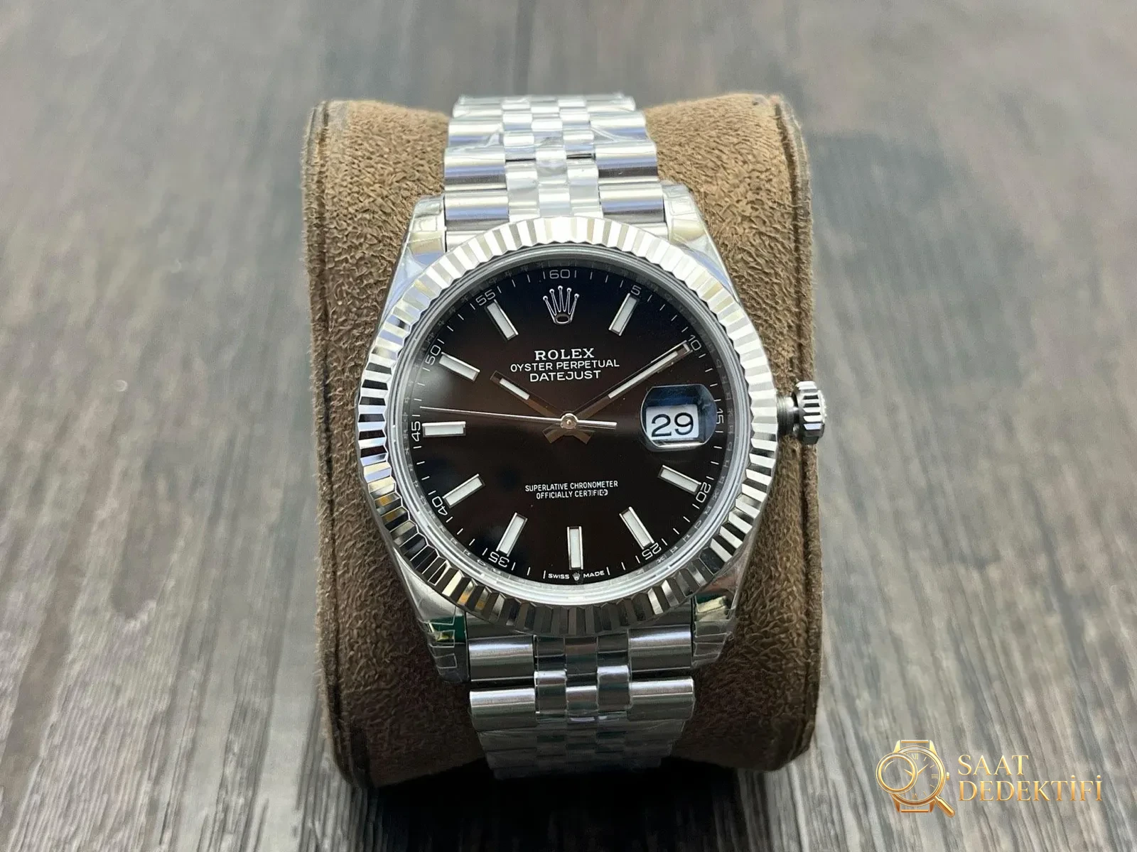 VS Factory Rolex Datejust 41mm Oyster Kordon ve Düz Bezel Uyumu İncelemesi - ön görünüm