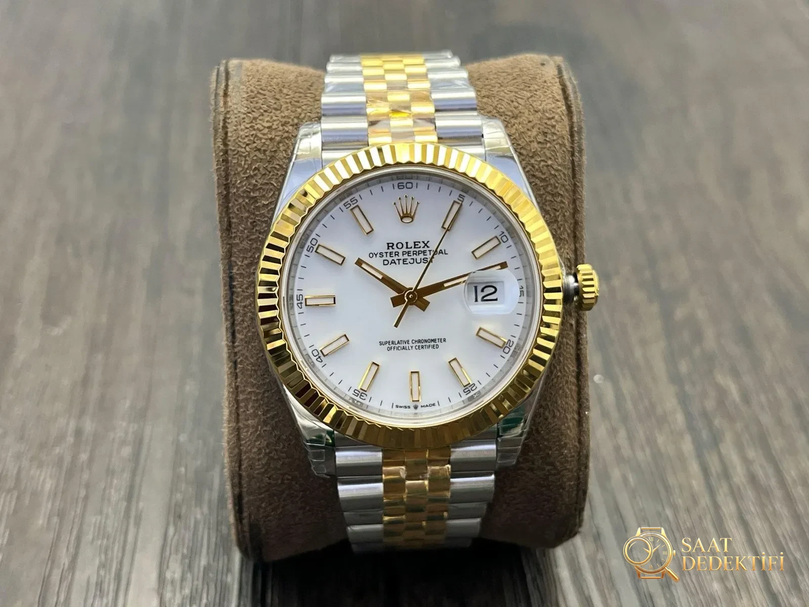 VS Factory Rolex Datejust 41mm Mavi Kadran Fluted Bezel Detayları İncelemesi - ön görünüm