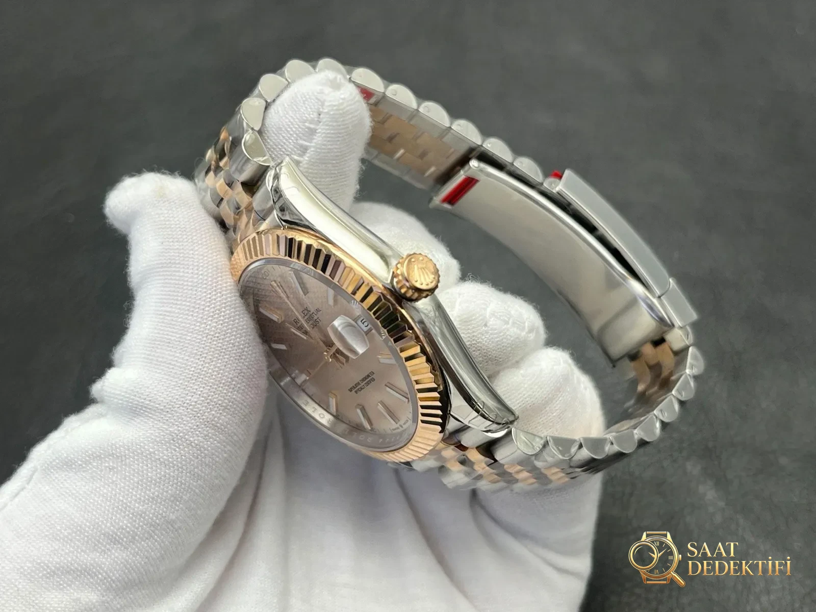 VS Factory Rolex Datejust 41mm Fluted Bezel Işık Kırılma Açısı İncelemesi - fotoğraf 5