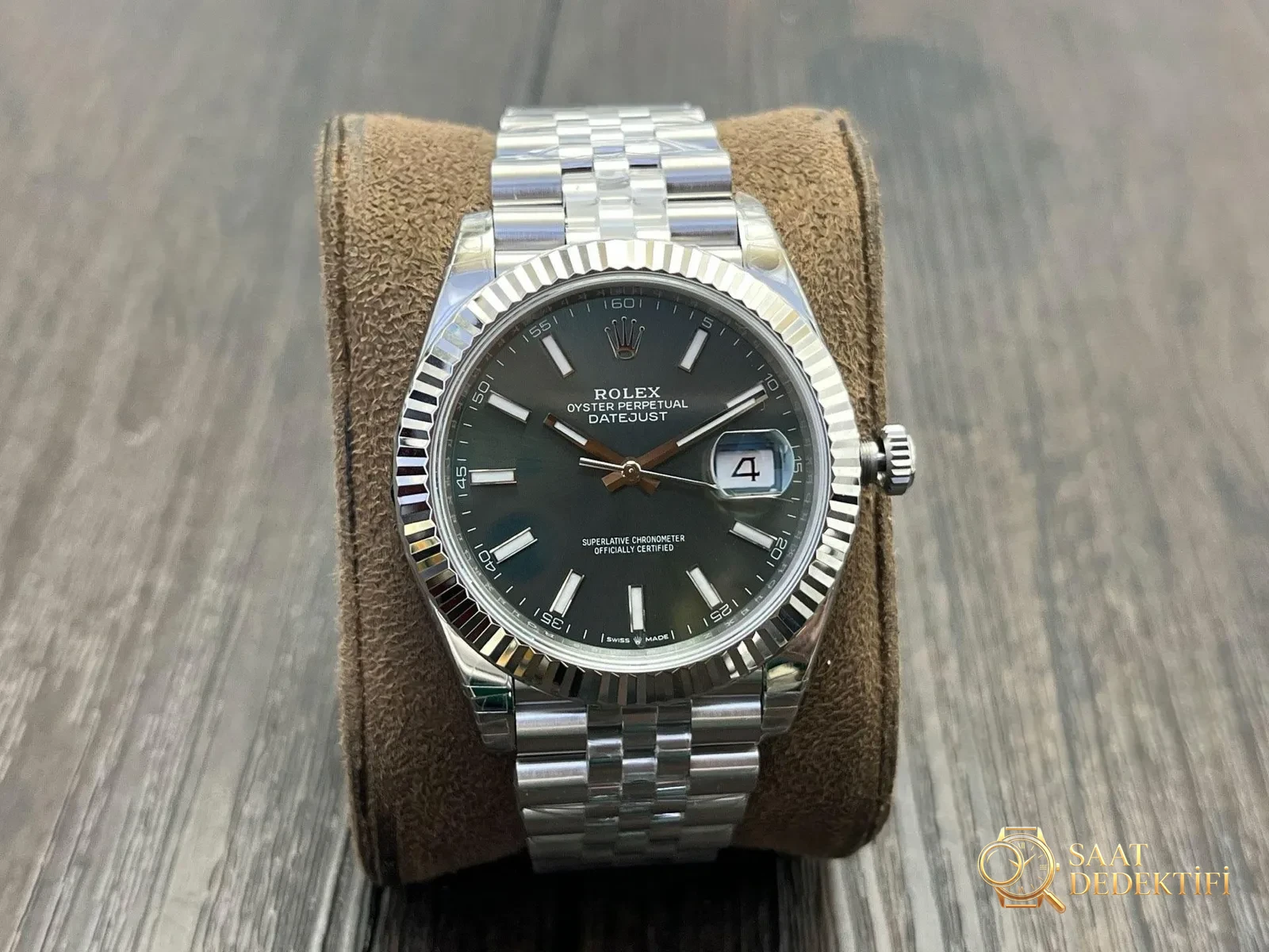 VS Factory Rolex Datejust 41mm Güneş Işınlı Mavi Kadran İncelemesi - fotoğraf 1