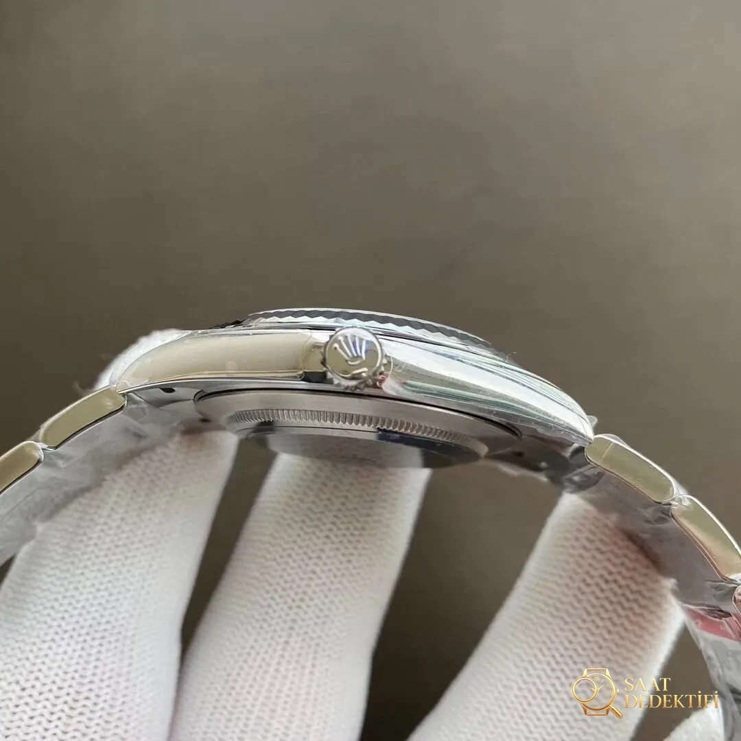 VS Factory Rolex Datejust ile AR Factory V3 Datejust hangi versiyon daha iyi yapılmış? - Cam Yansıma Önleyici (AR) Kaplama