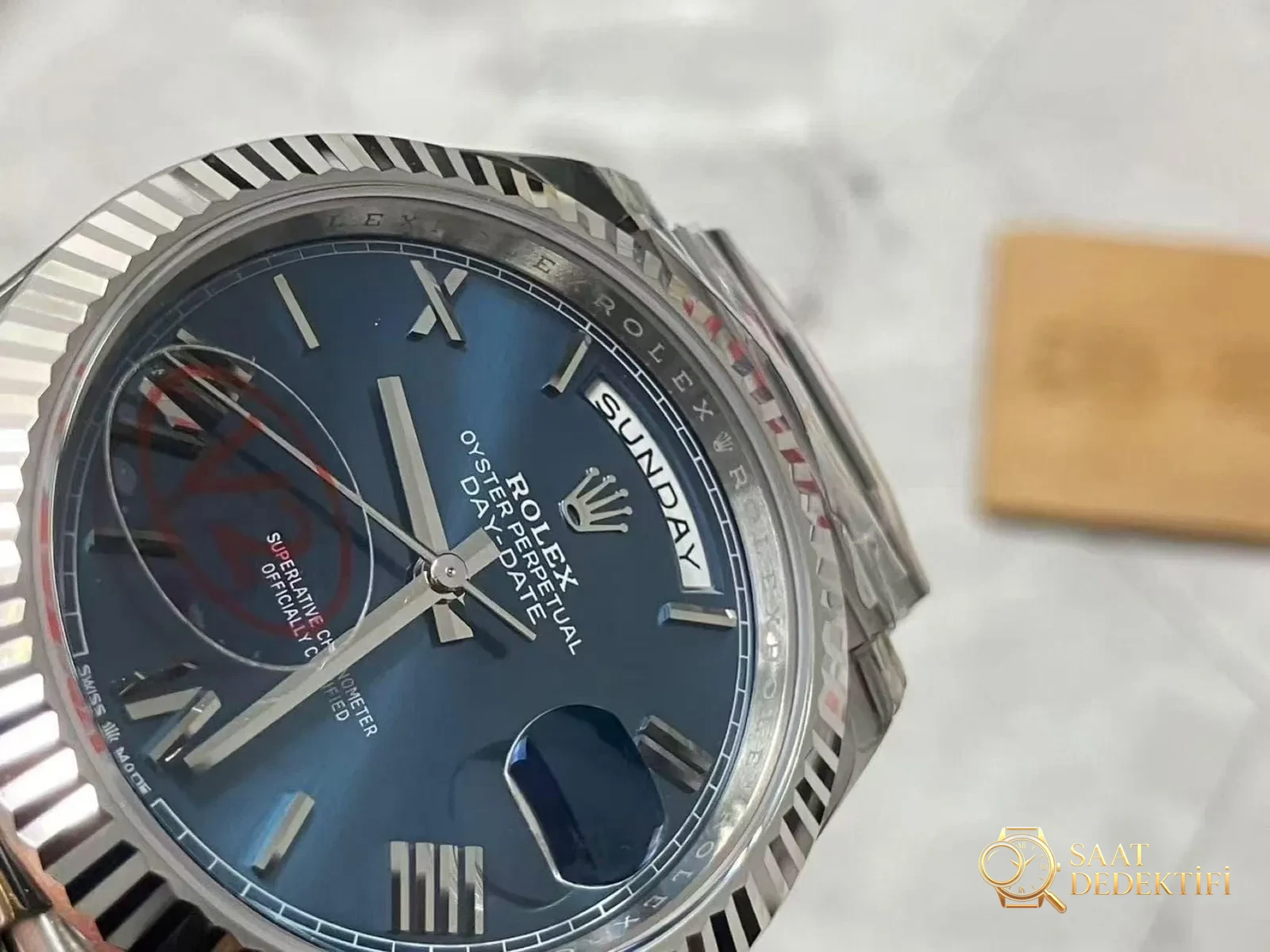 VS Factory Rolex Day-Date V2 ağırlıklı versiyon 182 gram, Dandong 3255 mekanizmasıyla diğer fabrikaları alt ediyor mu? - Bilekte Duruş ve Kasa Orantısı