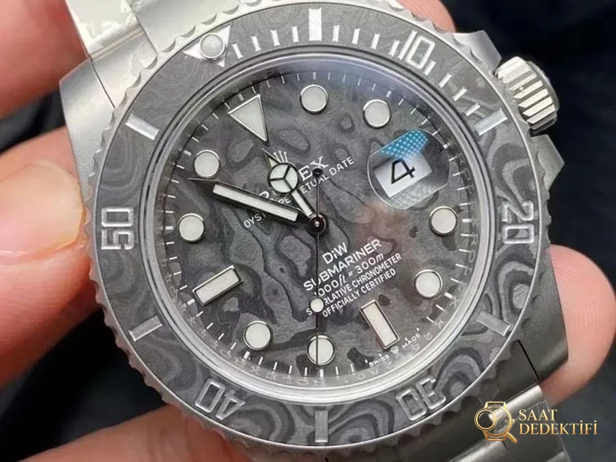 VS Factory Rolex DIW Karbon Fiber Kadranlı 3135 Replika Kol Saati - VS Saat - Kasa Profili ve Kurma Kolu İncelemesi