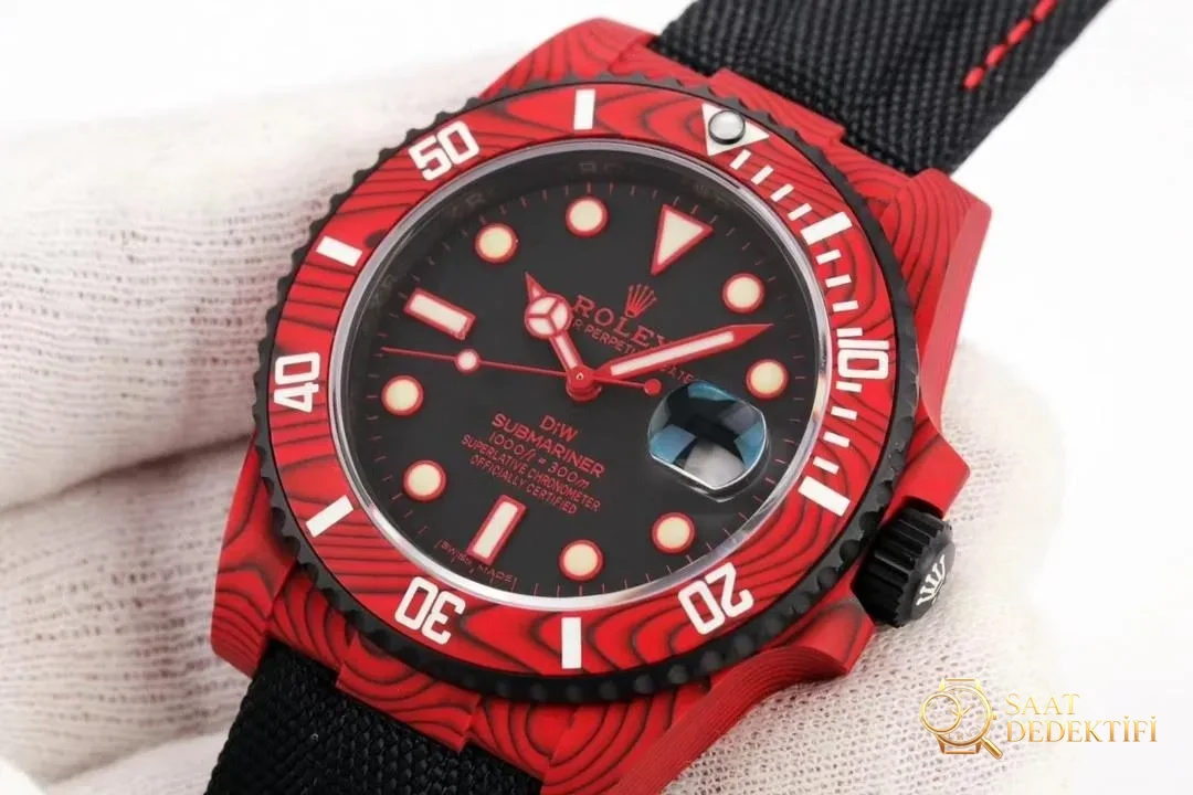 VS Factory Rolex DIW karbon fiber Red Devil su geçirmez modelinin kalitesi nasıl? - Kadran Detayı ve Bezel İşçiliği