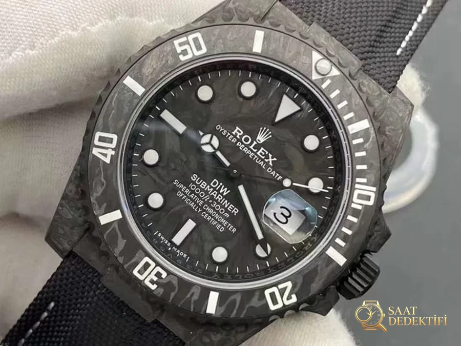VS Factory Rolex DIW Karbon Fiber Siyah Replika Saat - VS Saat - Kasa Profili ve Kurma Kolu İncelemesi