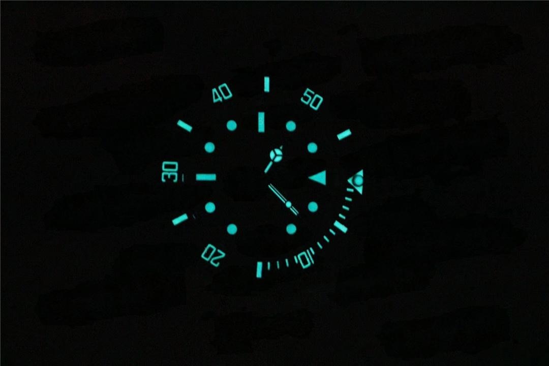 VS Factory Rolex DiW Karbon Fiber Submariner Almaya Değer mi? — 12. fotoğraf