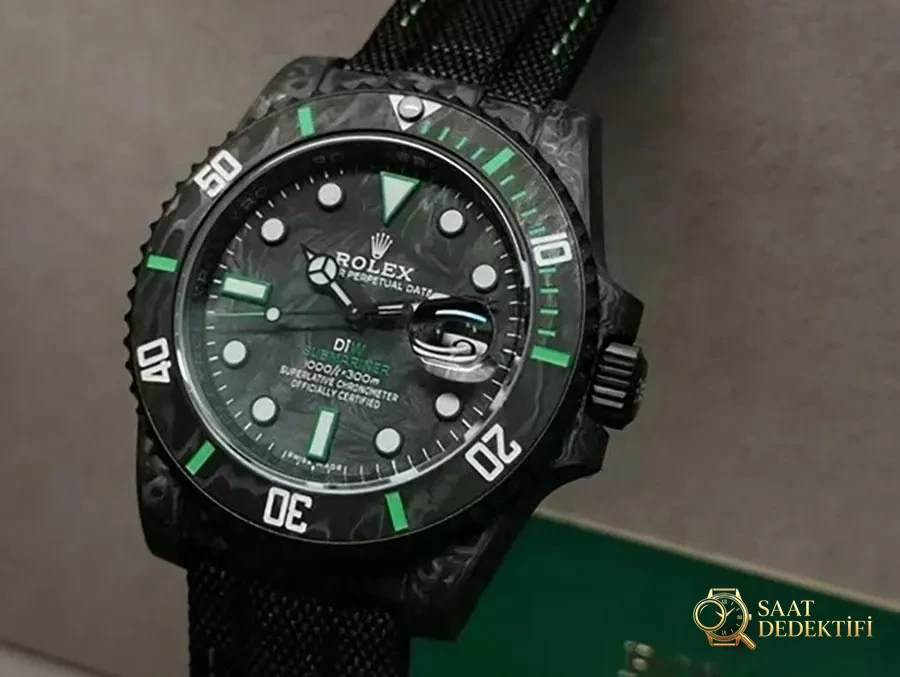 VS Factory Rolex DIW Karbon Fiber Yeşil Replika Kol Saati - VS Saat - Arka Kapak ve Mekanizma Detayı