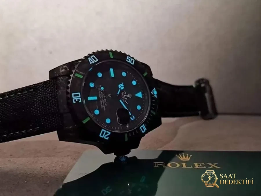 VS Factory Rolex DIW Karbon Fiber Yeşil Replika Kol Saati - VS Saat - Makro Kadran ve İndeks İşçiliği