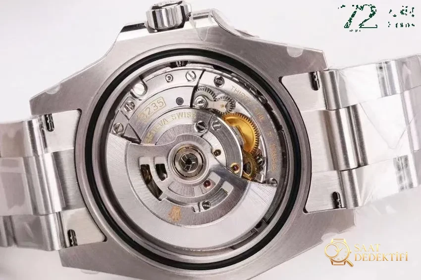 Unterschiede zwischen VS Factory Rolex altem und neuem Modell Blue Water Ghost – Phosphor und Super-LumiNova Night View