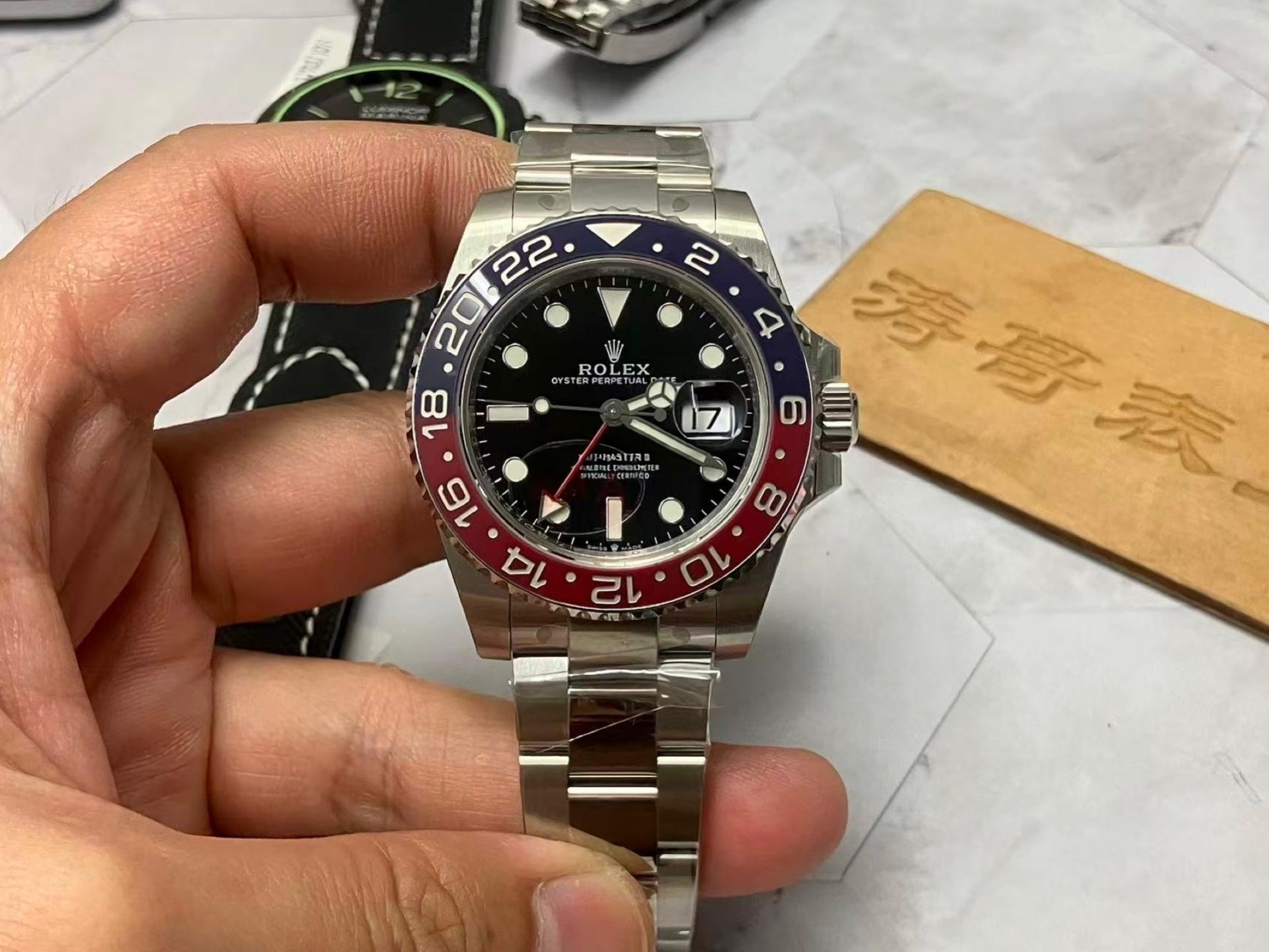 VS Factory Rolex GMT-Master V3 kola/pepsi bezel almaya değer mi? Genel işçilik nasıl? — 1. fotoğraf