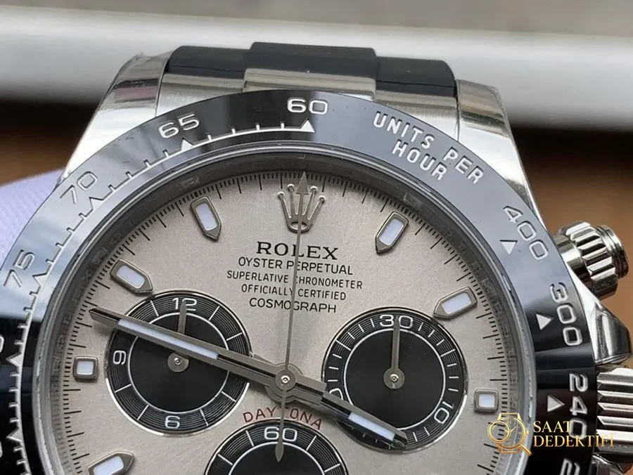 VS Factory Rolex Gri Daytona 4130 Model Replika Saat - VS Daytona - Arka Kapak ve Mekanizma Detayı