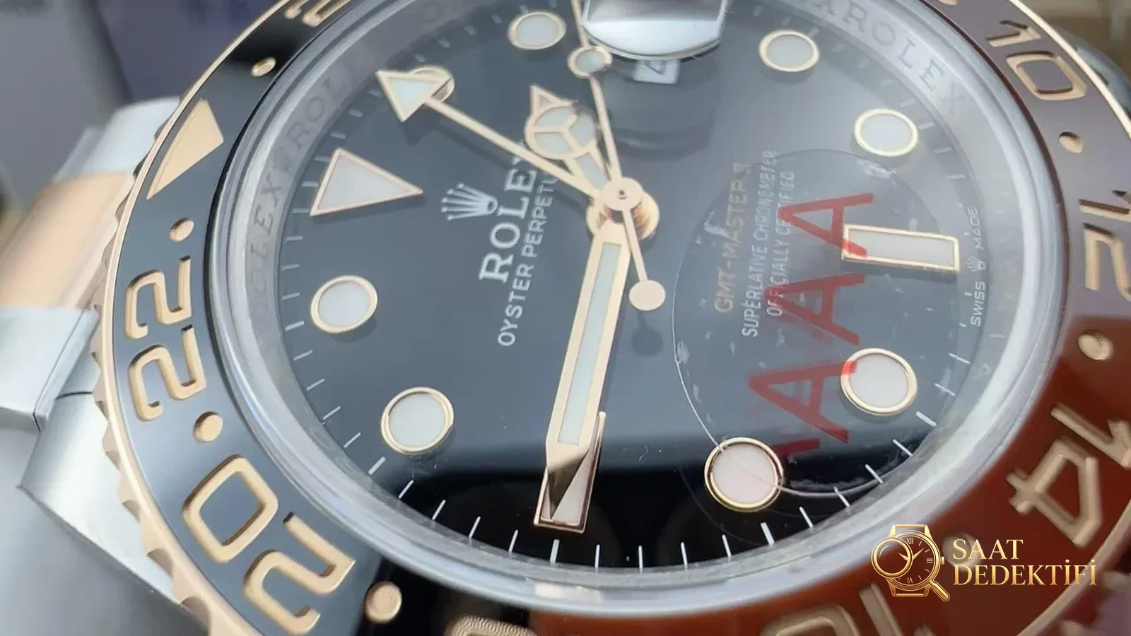 VS Factory Rolex iki renk altın GMT sarsıt bezel/pavurya ağırlık dengeli versiyonun detay işçiliği nasıl? - Arka Kapak ve Mekanizma Detayı