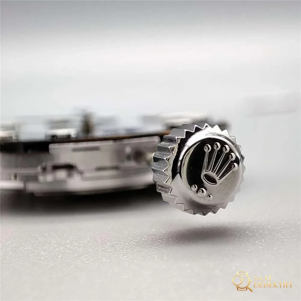 VS Factory Rolex kalitesi - Platin Yacht-Master 3235 mekanizma söküm incelemesi - Genel Açı ve Estetik Duruş