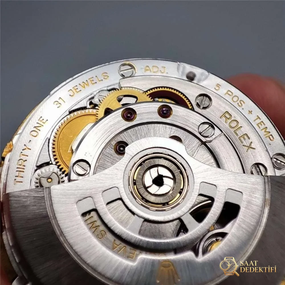 VS Factory Rolex kalitesi - Platin Yacht-Master 3235 mekanizma söküm incelemesi - Bilezik Bakla Ayrımı ve Pim Yapısı