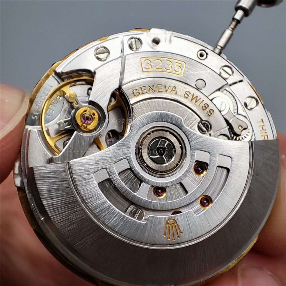 VS Factory Rolex kalitesi - Platin Yacht-Master 3235 mekanizma söküm incelemesi — 17. fotoğraf