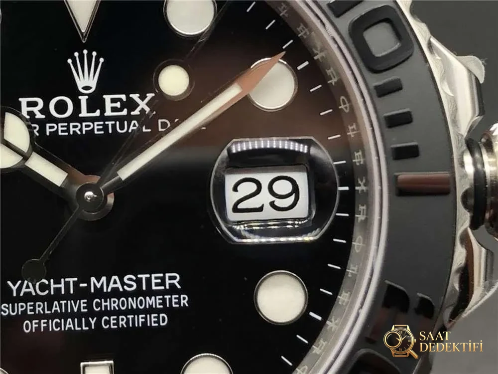 VS Factory Rolex kalitesi - Platin Yacht-Master 3235 mekanizma söküm incelemesi - Takimetre Skalası ve Baskı Keskinliği
