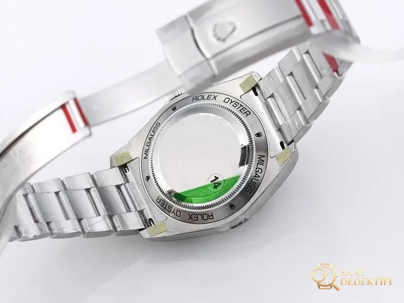 VS Factory Rolex Milgauss Serisi Şimşek Yeşili Camlı Mavi Kadranlı Replika Saat - VS Watch - Bilekte Duruş ve Kasa Orantısı