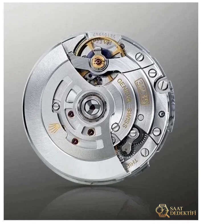 VS Factory Rolex Platin Yacht-Master 3235 Mekanizma 42 mm 226659 Yeni Saat İncelemesi - Mekanizma Zemberek ve Balans Detayı