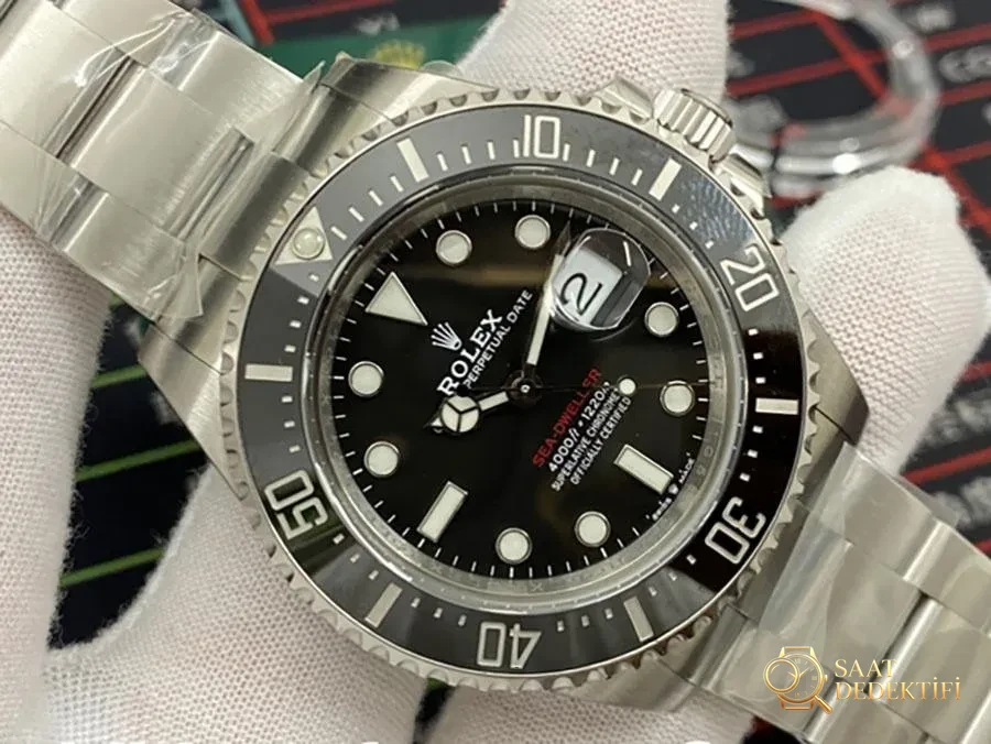 Rolex Sea-Dweller VS Factory İncelemesi - Ön Görünüm ve Kasa Tasarımı