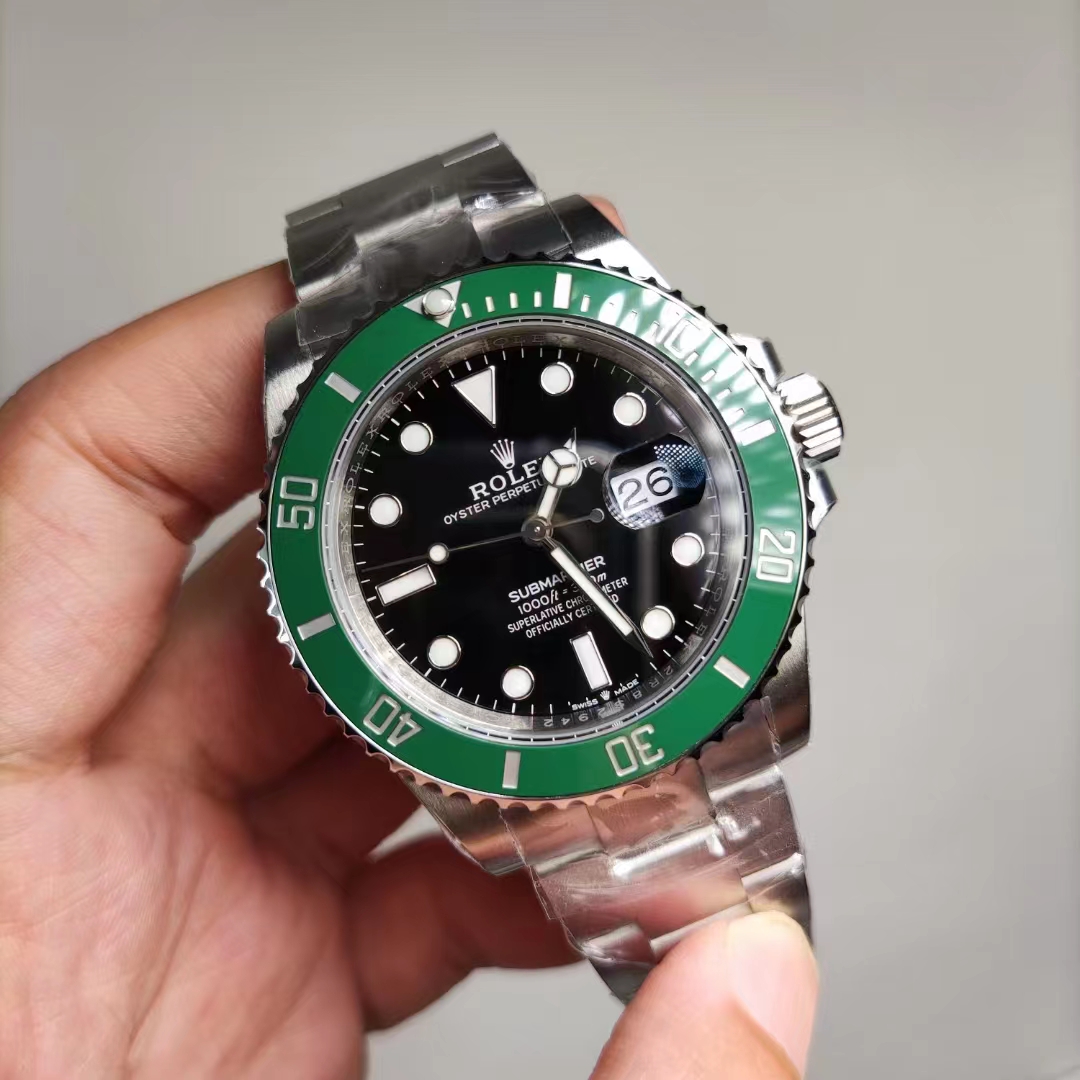 126610LV Submariner