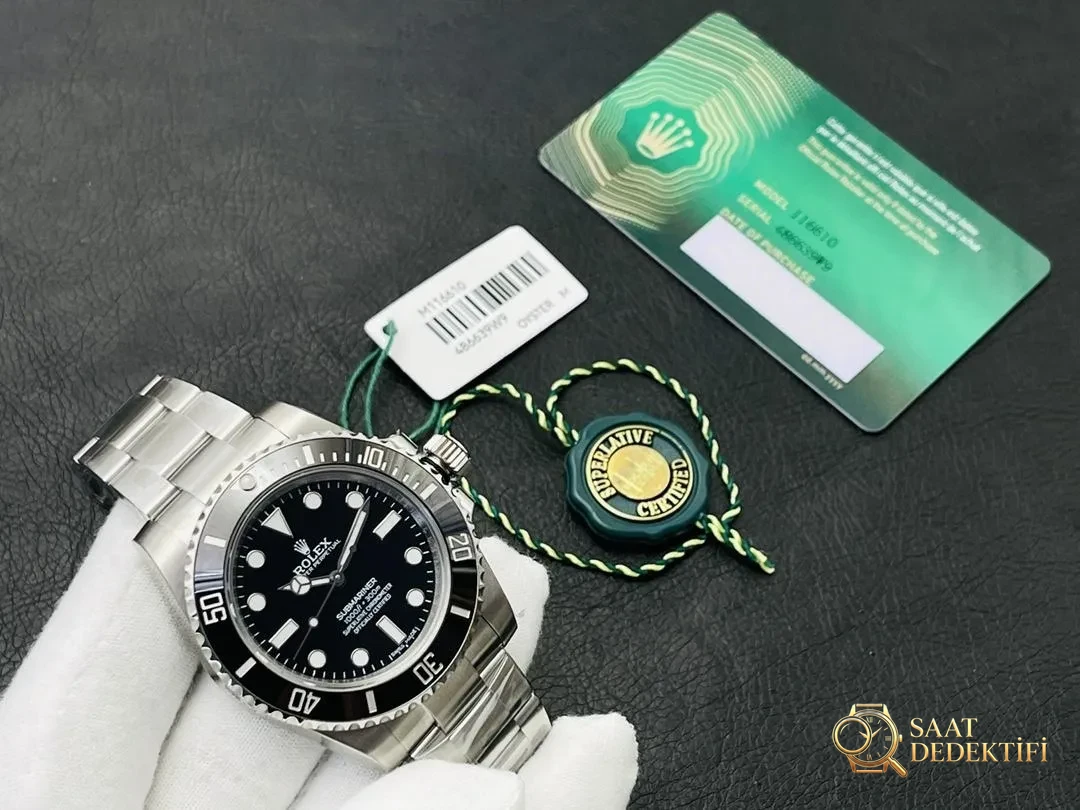 Rolex Submariner VS Recensione di fabbrica - Vista frontale e design della cassa