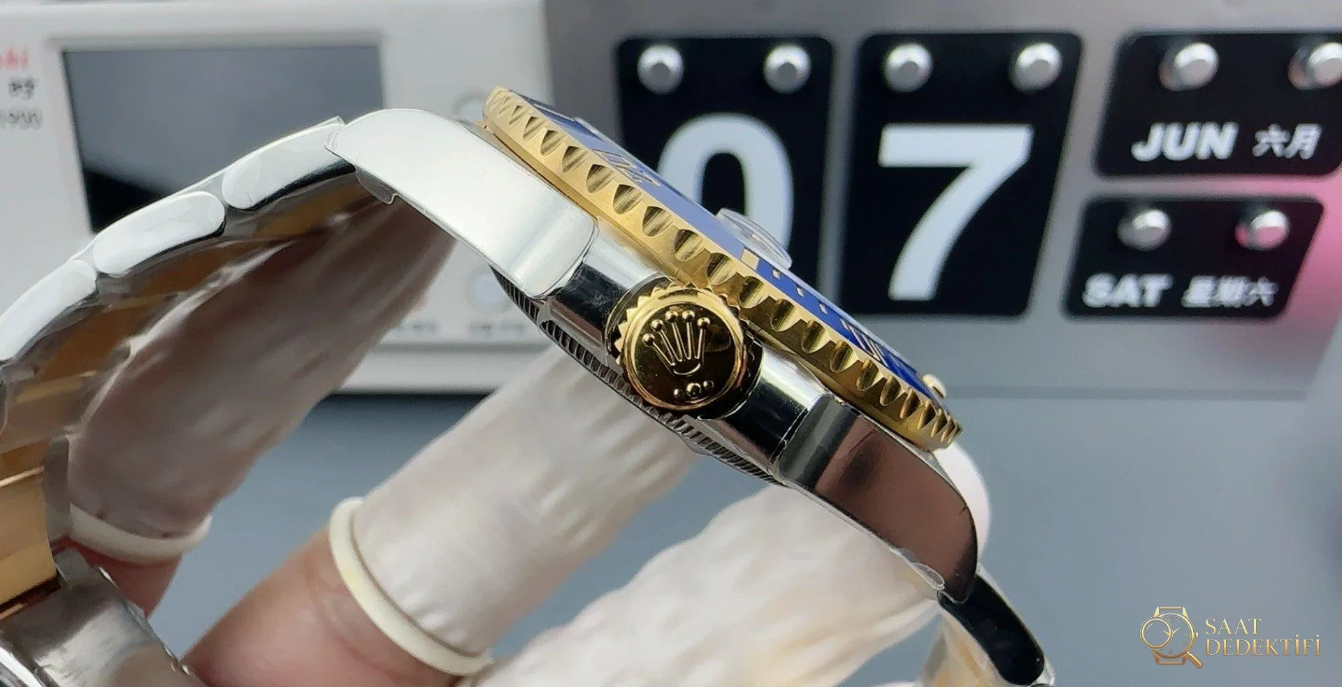 VS Factory Rolex Submariner Bluesy 126613LB Triplock verschraubte Krone und Kronenschutz