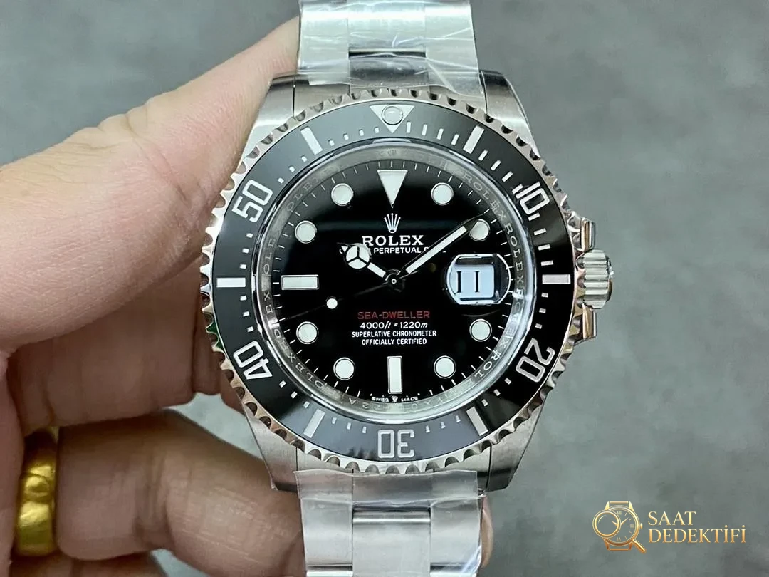 Rolex Sea-Dweller M126600 VS Factory İncelemesi - Ön Görünüm ve Kasa Tasarımı