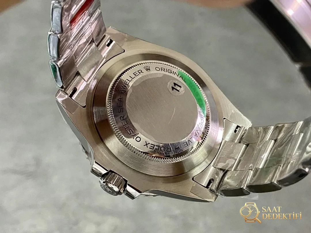 VS Factory Rolex tek kırmızı yazılı Sea-Dweller M126600 Dandong 3235 mekanizmasının kararlılığı nasıl? - Makro Kadran ve İndeks İşçiliği