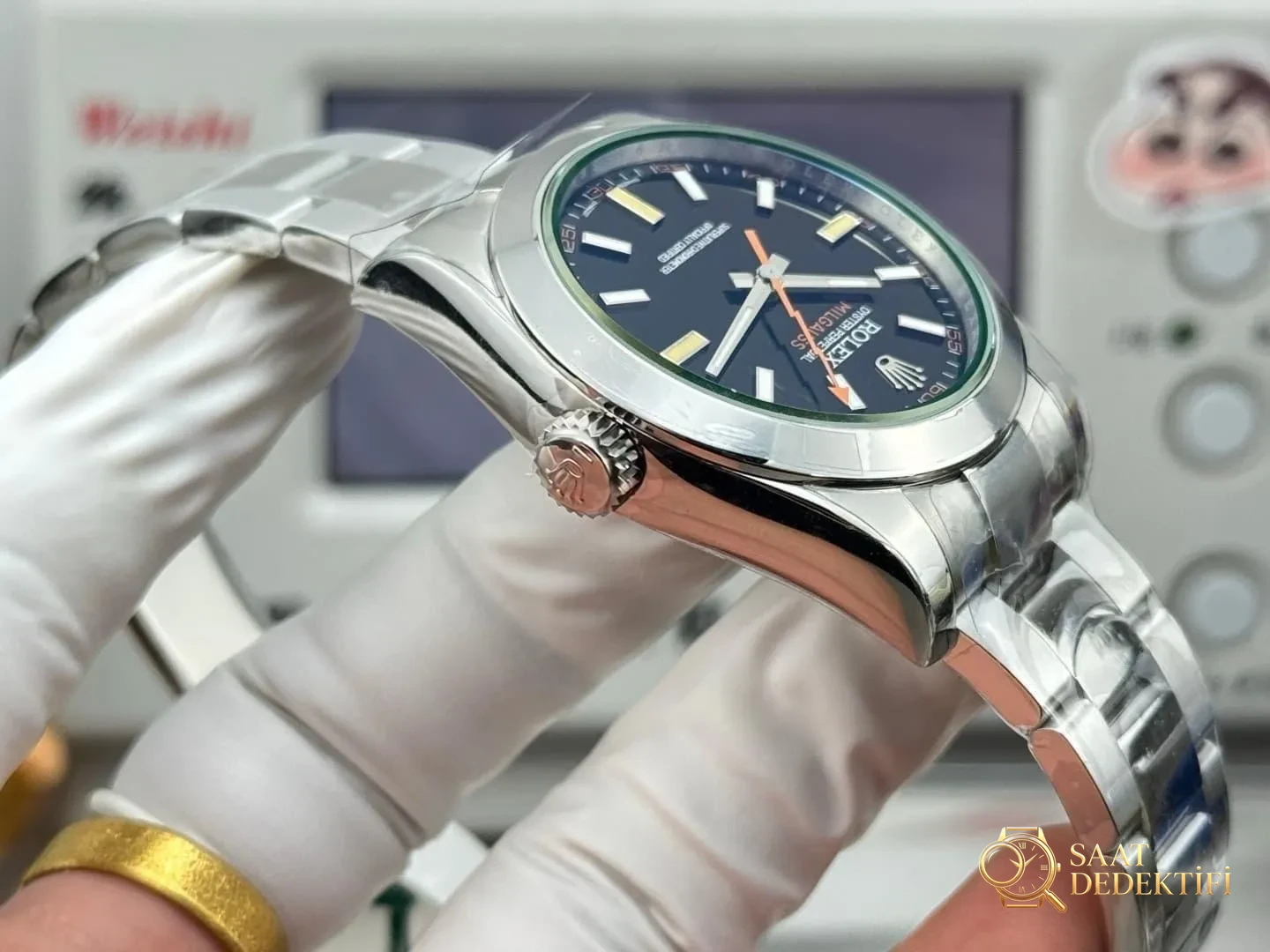 VS Factory Rolex yeşil camlı siyah kadranlı Dandong 3131 tek kademeli mekanizma işçiliği nasıl? - Klips Kilidi ve Lazer Damgalar