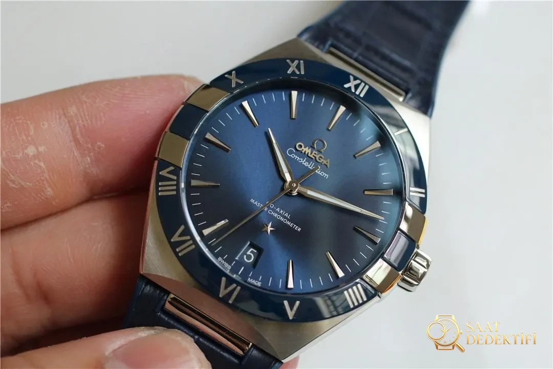 VS Factory SBF Factory Omega beşinci nesil Constellation 8900 mekanizması nasıl seçilir? - Arka Kapak ve Mekanizma Detayı