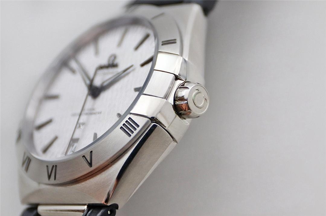 VS Factory SBF Omega Constellation ipek gümüş kadran 8900 mekanizma kısa incelemesi — 4. fotoğraf