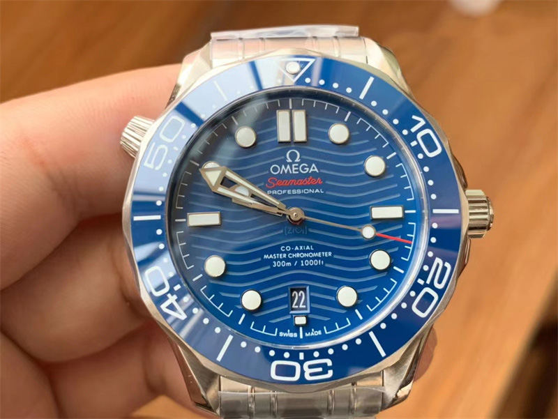 VS Factory Seamaster 300 Mavi V3 Versiyonu Saat İncelemesi — 1. fotoğraf