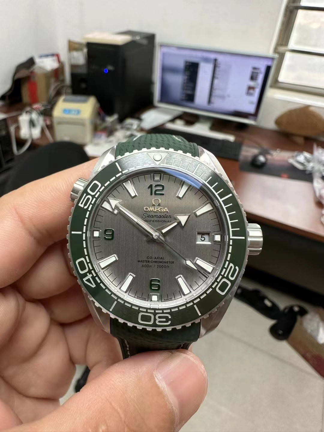 Replika Omega Planet Ocean Seramik Yeşil