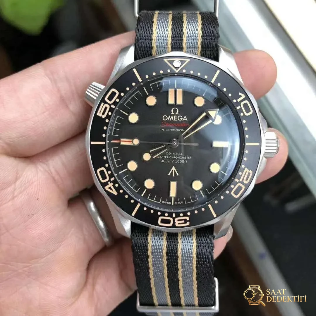 Replika Omega Seamaster 300 No Time To Die