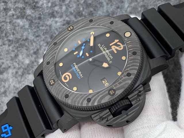 Replika Panerai Luminor Submersible PAM 616